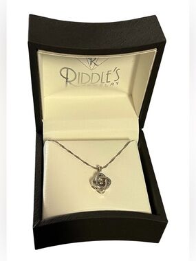 Diamond Love Knot Necklace 925